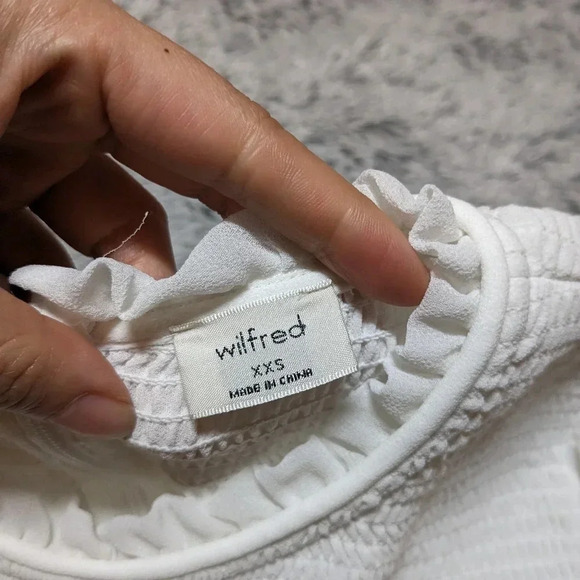 Aritzia White Tempest Blouse Long Sleeves XXS Sheer - Picture 9 of 9